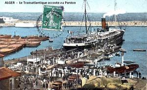 Alger - Transatlantique accoste au Ponton